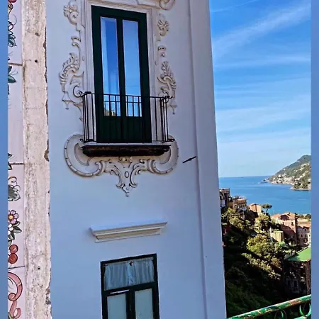 Oda ve Kahvaltı Calamarina Vietri